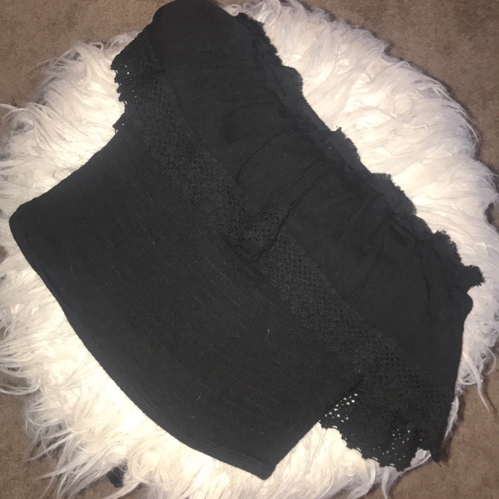 Black Off the Shoulder Crop Top